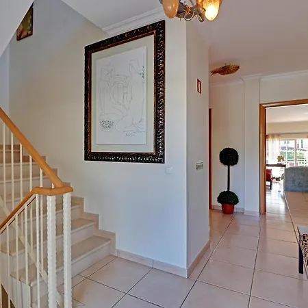 Vilamoura Tennis Villa *